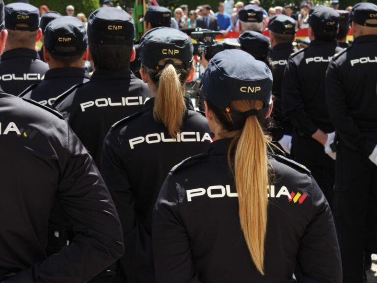 Academia Centro en Alicante, formación para oposiciones de Policía Nacional y Guardia Civil, acceso físico y temario para preparación